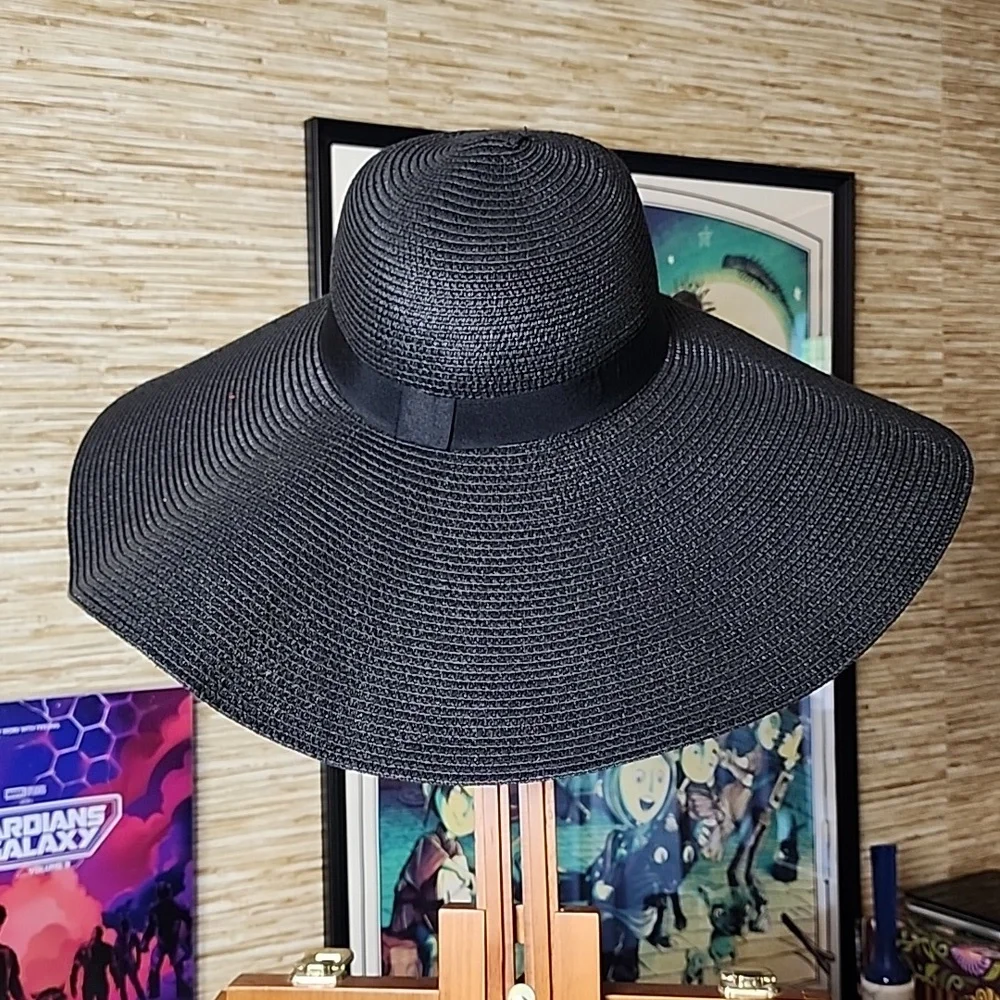 Black Wide-brim Sun Hat - Picture 3 of 5